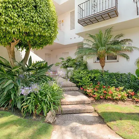 Hanami Alcazaba Front Sea View