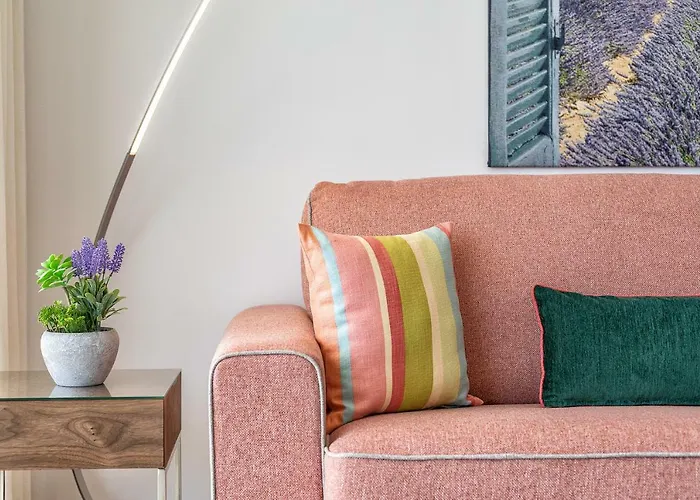 Hanami Alcazaba Front Sea View